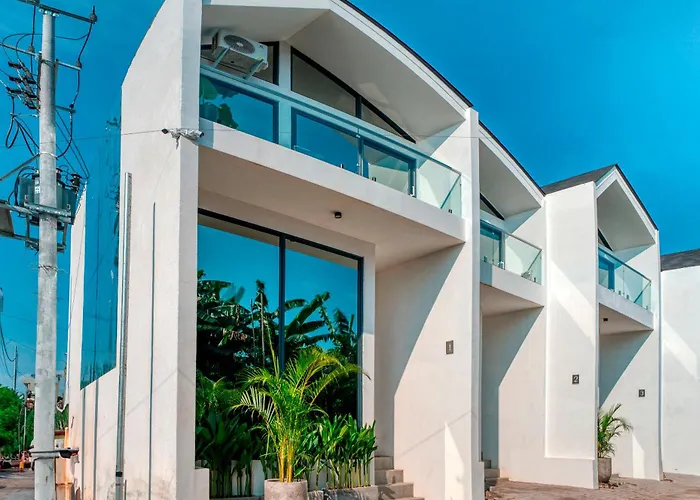 Villa U Ii - *